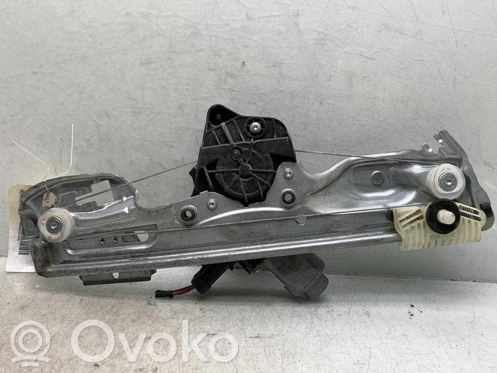 Renault Megane IV Alzacristalli della portiera posteriore con motorino