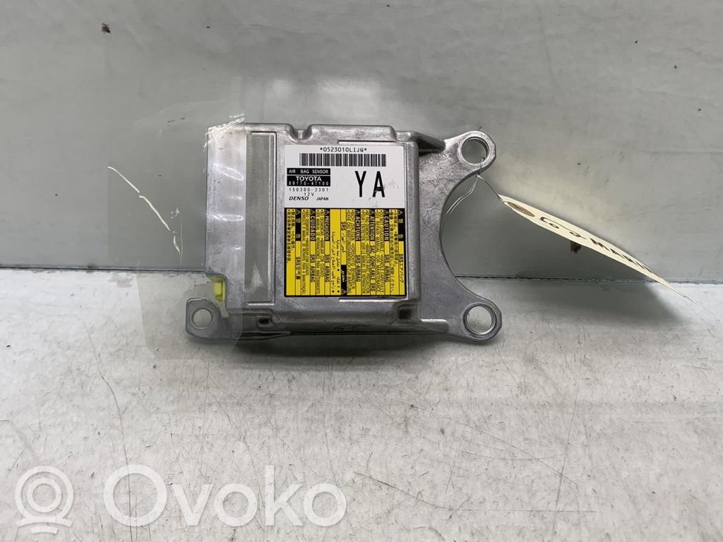 Toyota Prius (XW30) Sterownik / Moduł Airbag 