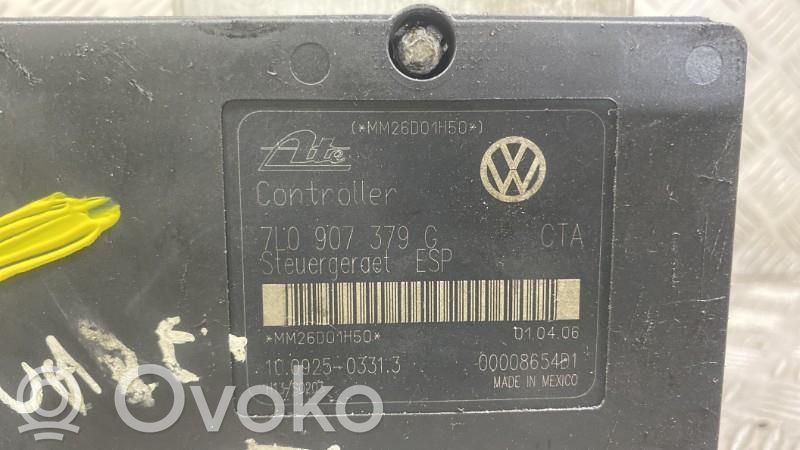 Volkswagen Touareg I Bomba de ABS 
