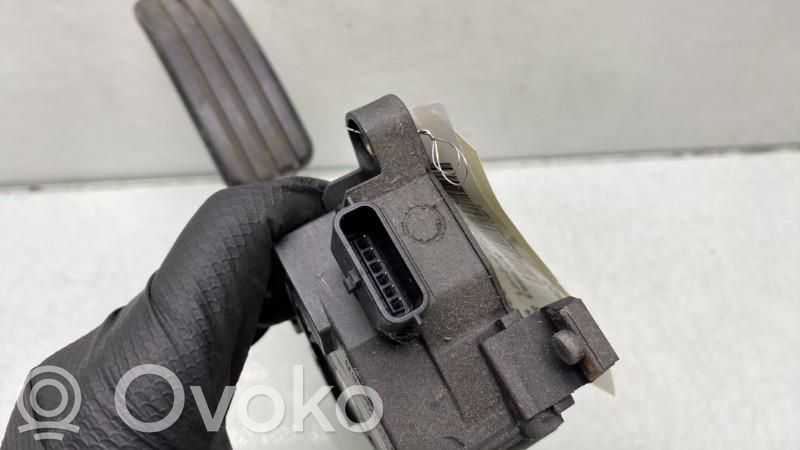 Dacia Dokker Accelerator throttle pedal 