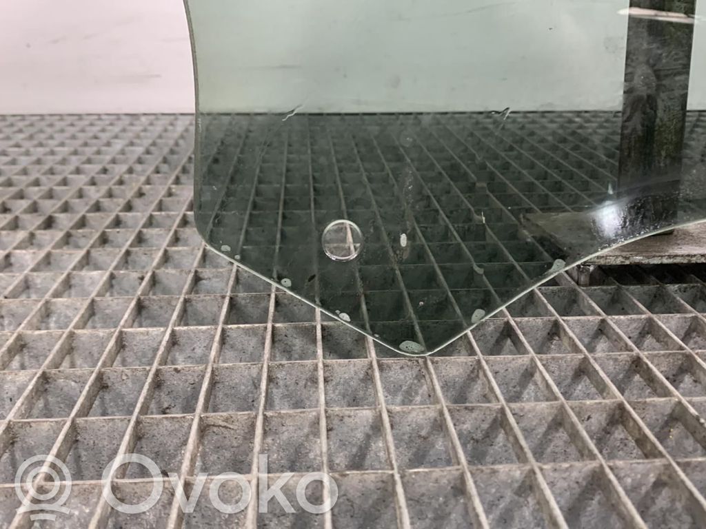 Opel Corsa D Vitre de fenêtre porte arrière