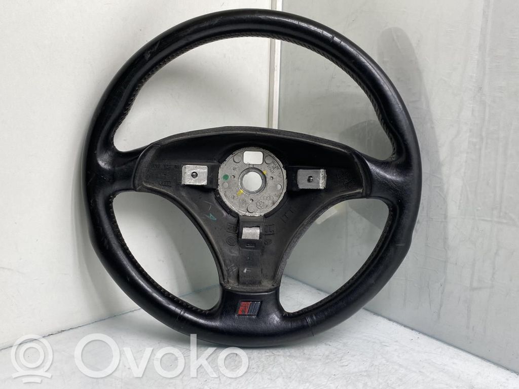 Audi TT Mk1 Ohjauspyörä 