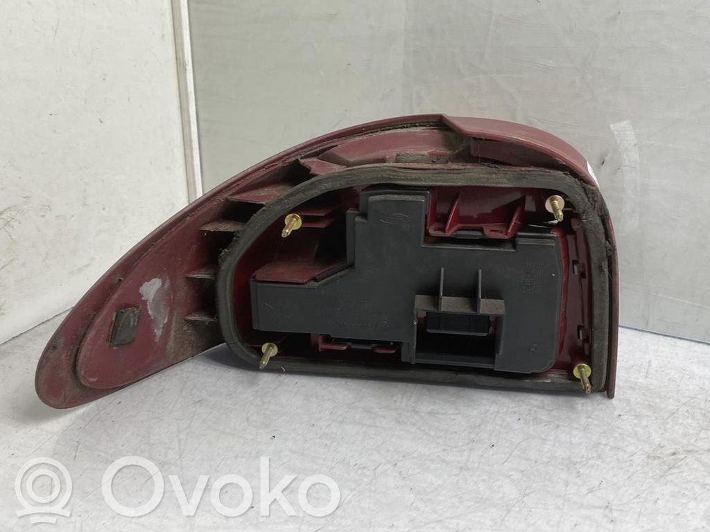 Ford Mondeo MK I Rückleuchte Heckleuchte 