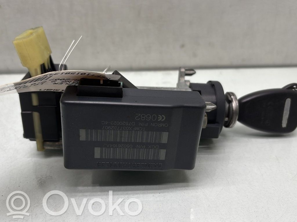Chrysler Sebring (JS) Ignition lock 