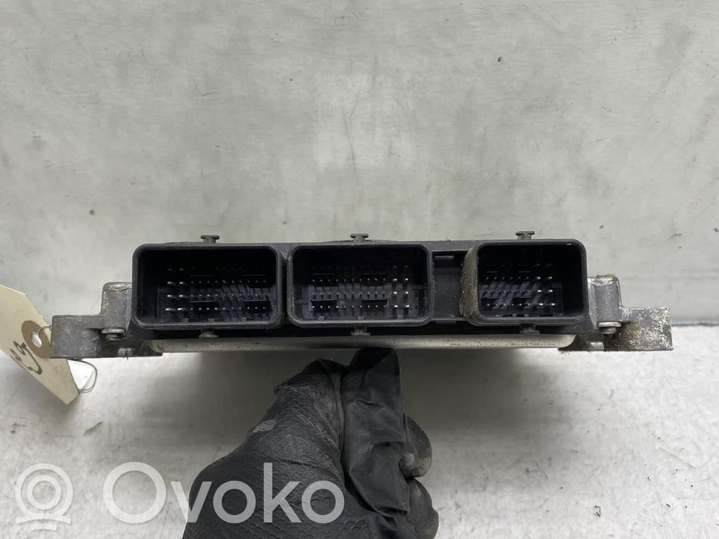 Renault Twingo II Engine control unit/module 