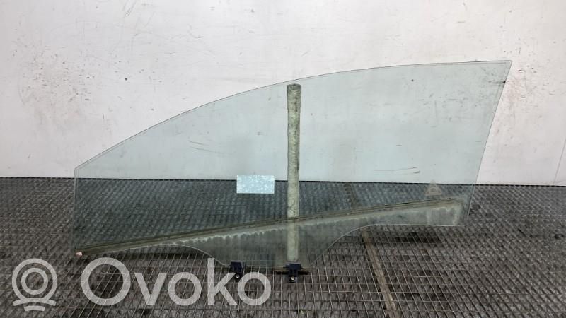 Szyba drzwi przednich   824211W310