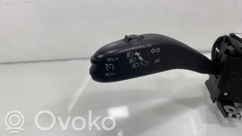 Volkswagen Polo V 6R Leva/interruttore dell’indicatore di direzione e tergicristallo