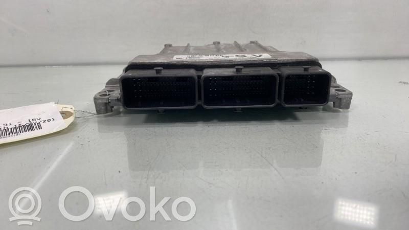 Dacia Duster II Engine control unit/module 