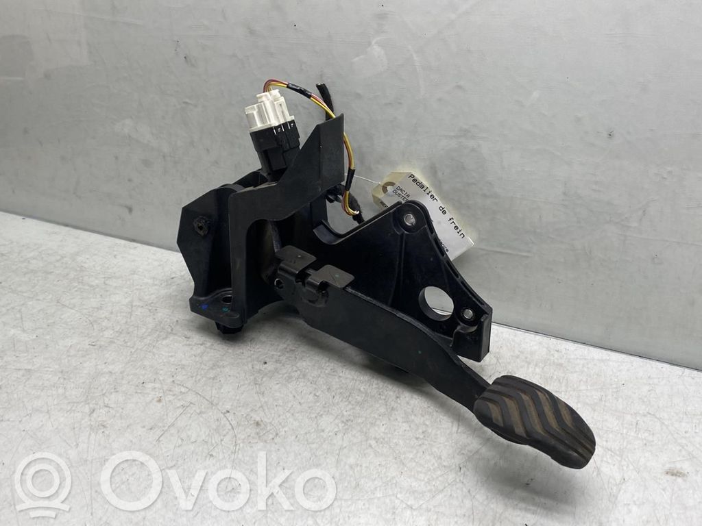 Dacia Duster II Pedal de freno 