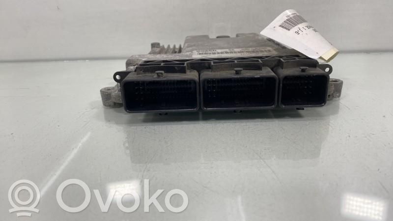 Renault Trafic III (X82) Engine control unit/module 