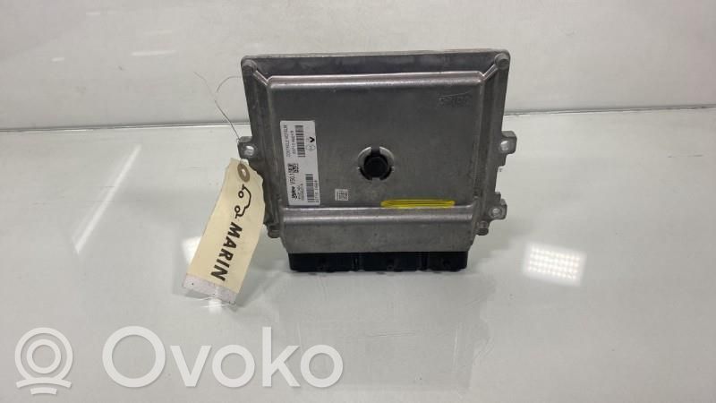 Renault Clio IV Unidad de control/módulo del motor 