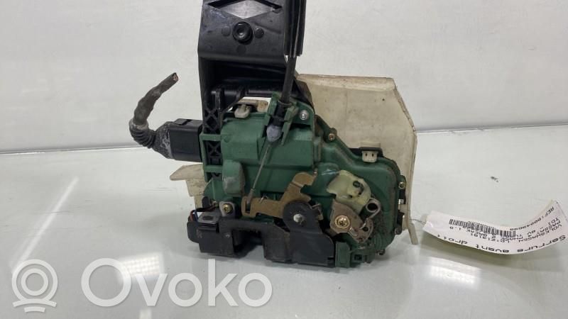 Volkswagen PASSAT B5.5 Etuoven lukko