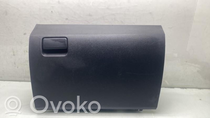 Toyota Avensis T270 Set torpedou 