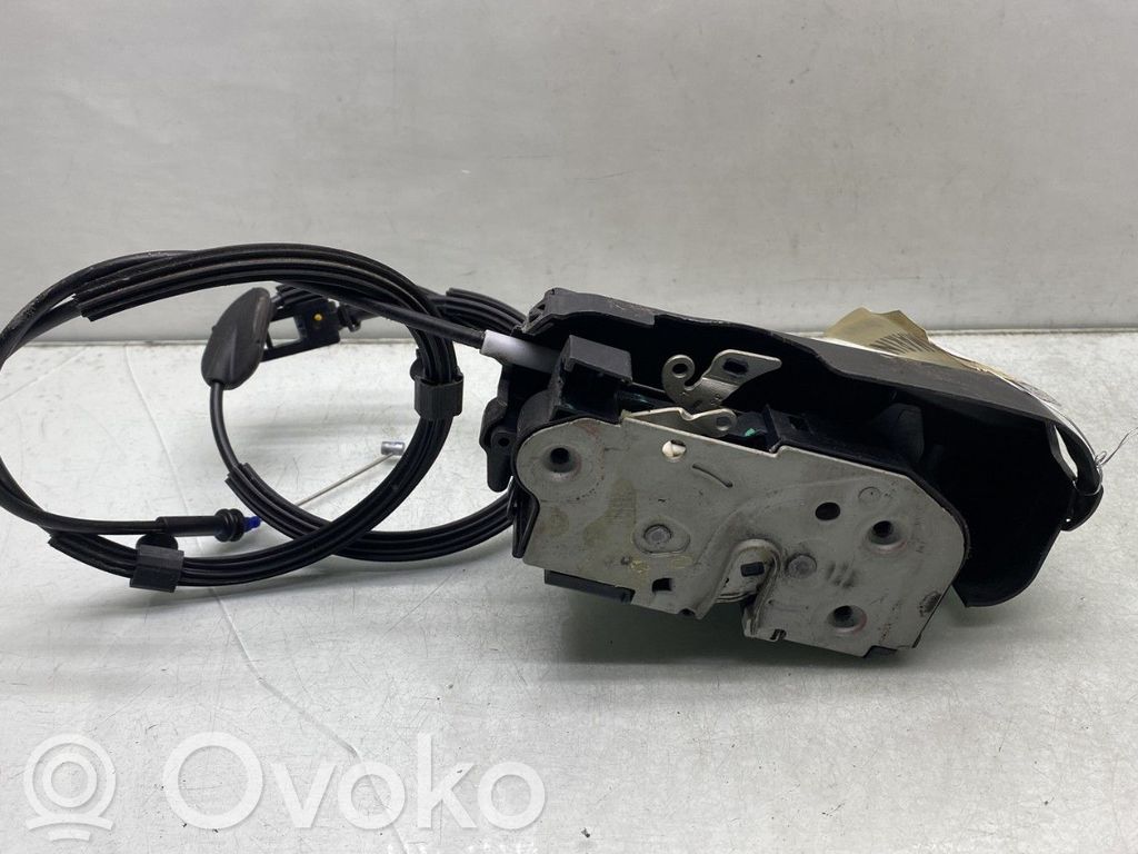 Ford B-MAX Priekšpusē slēdzene 
