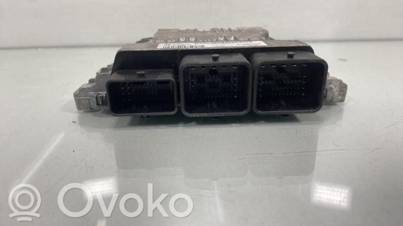 Ford C-MAX II Engine control unit/module 