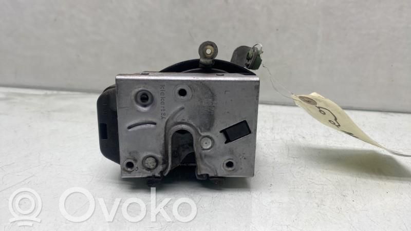Opel Corsa C Front door lock 