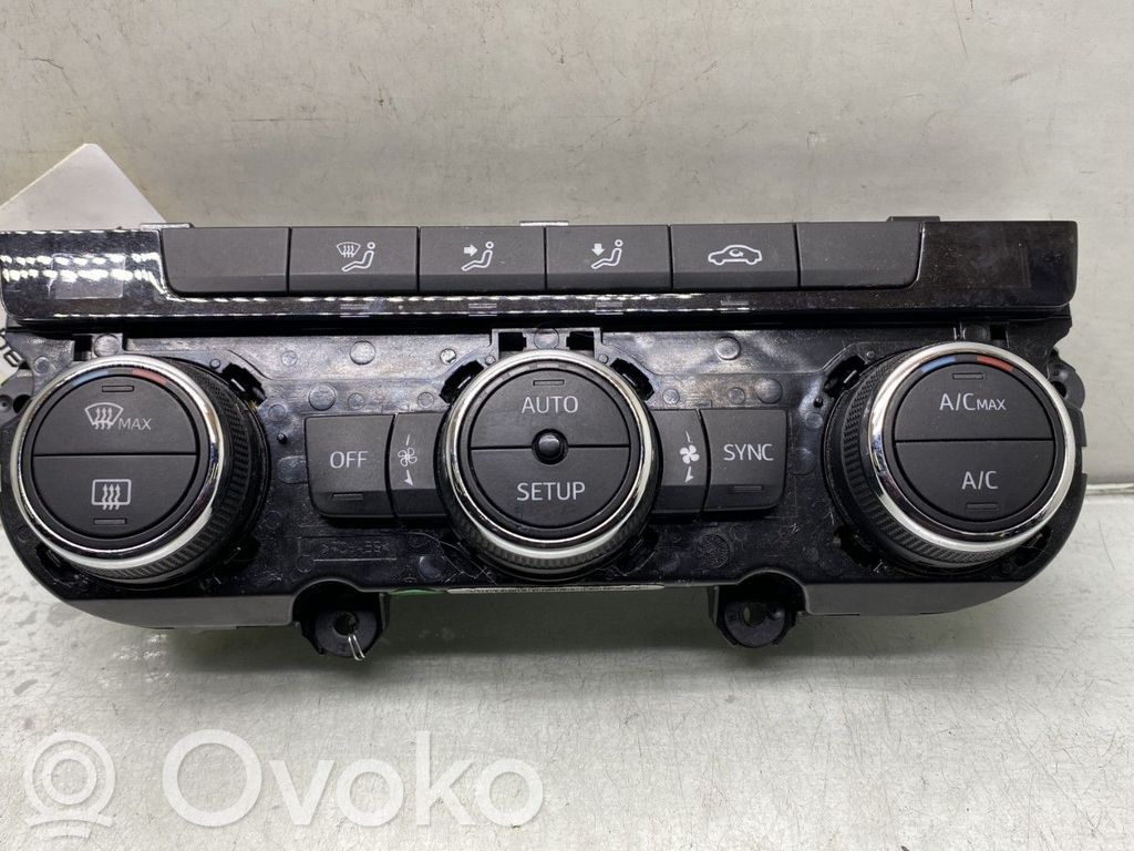 Seat Leon (5F) Panel klimatyzacji 