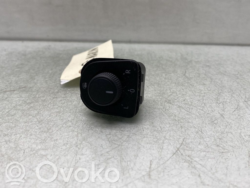 Seat Leon (5F) Przycisk regulacji lusterek bocznych 