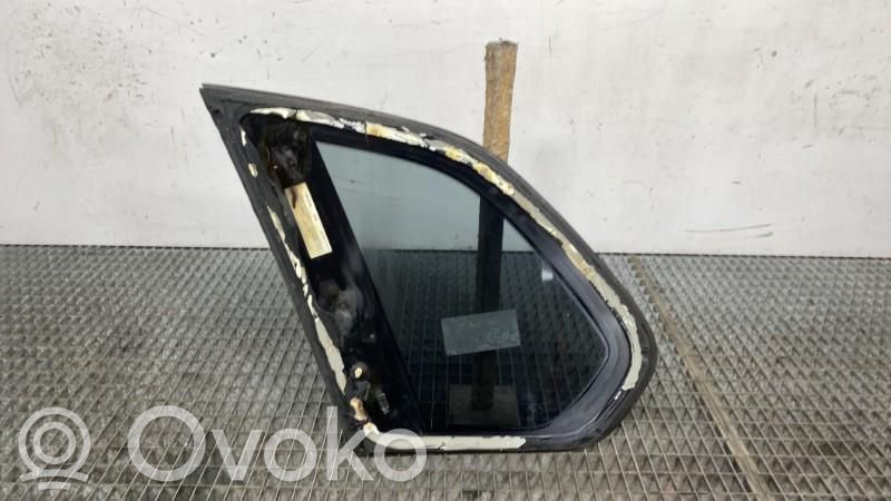 BMW X5 E70 Rear side window 