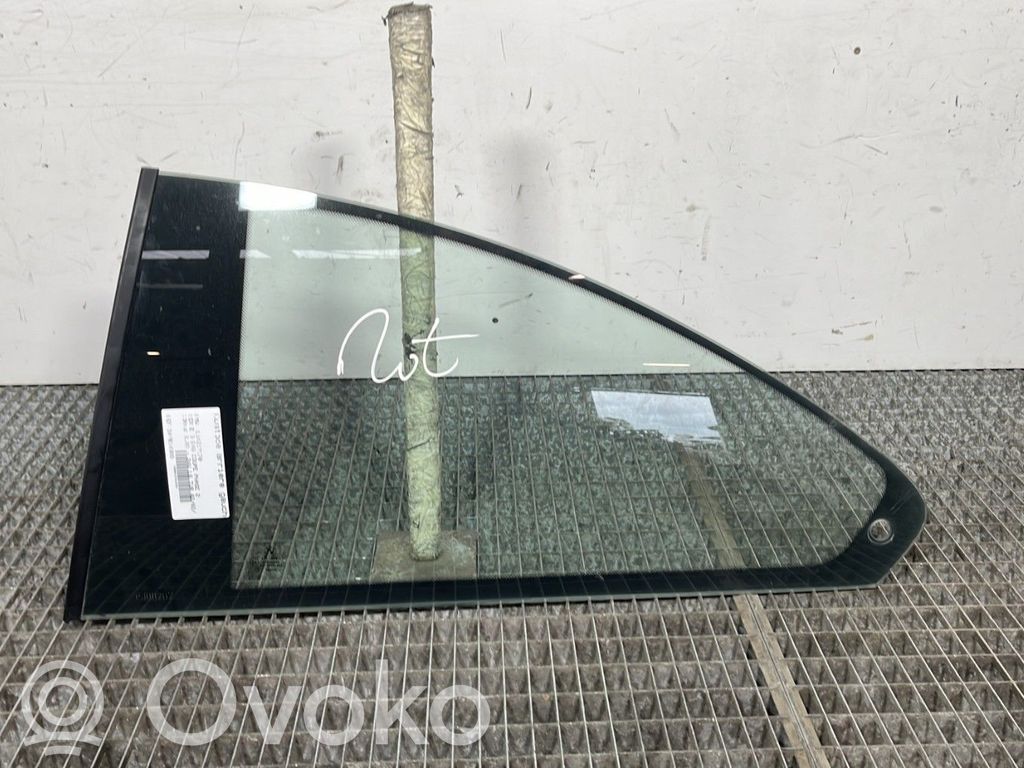 BMW 3 E46 Rear side window 