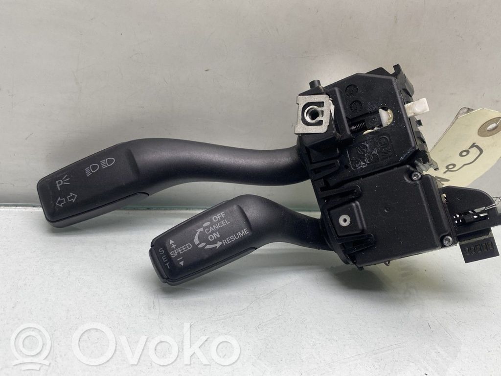 Audi A3 S3 8P Palanca de intermitentes 