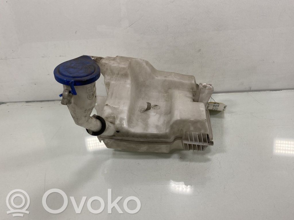 Ford Focus Langų skysčio bakelis 