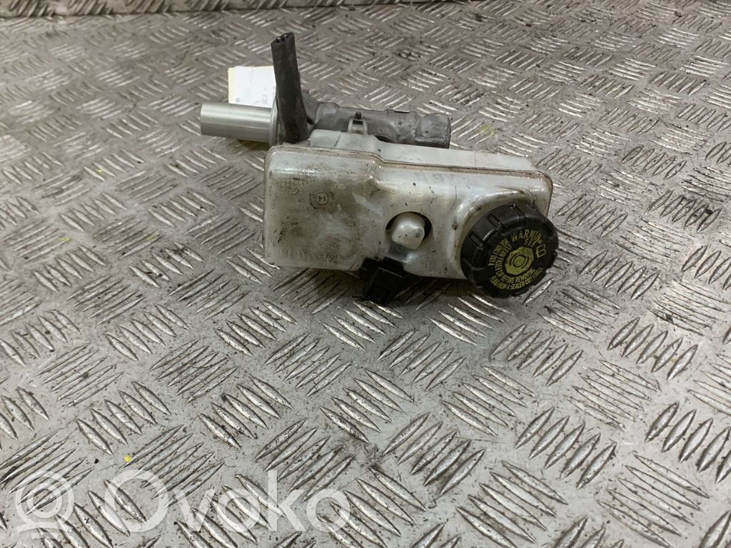 Dacia Duster Pääjarrusylinteri 