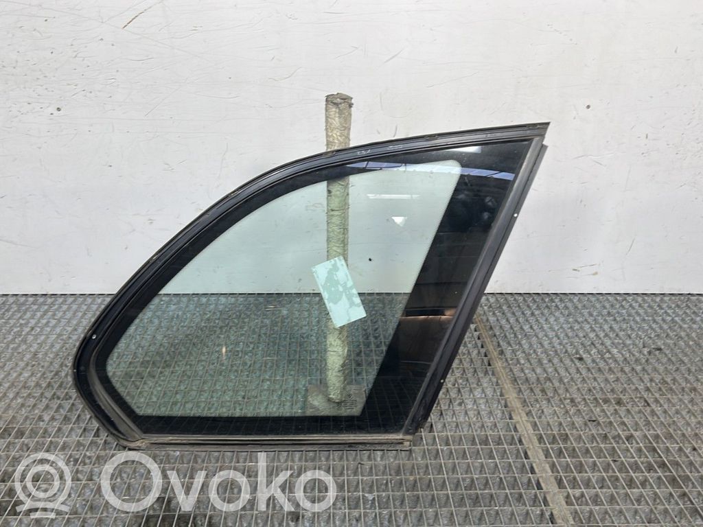BMW X5 E53 Rear side window 