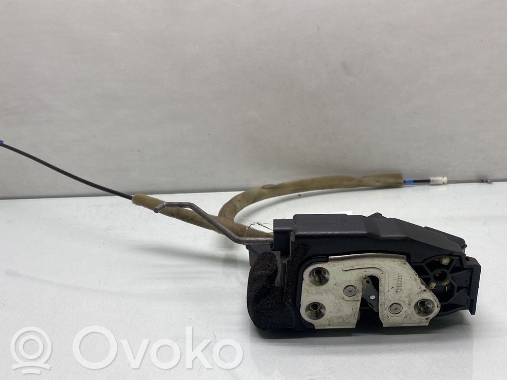 Mazda 3 I Etuoven lukko 
