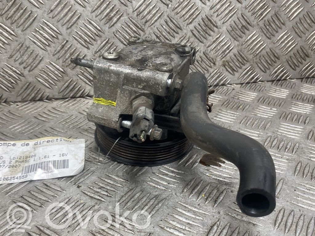 Ford Focus Power steering pump 