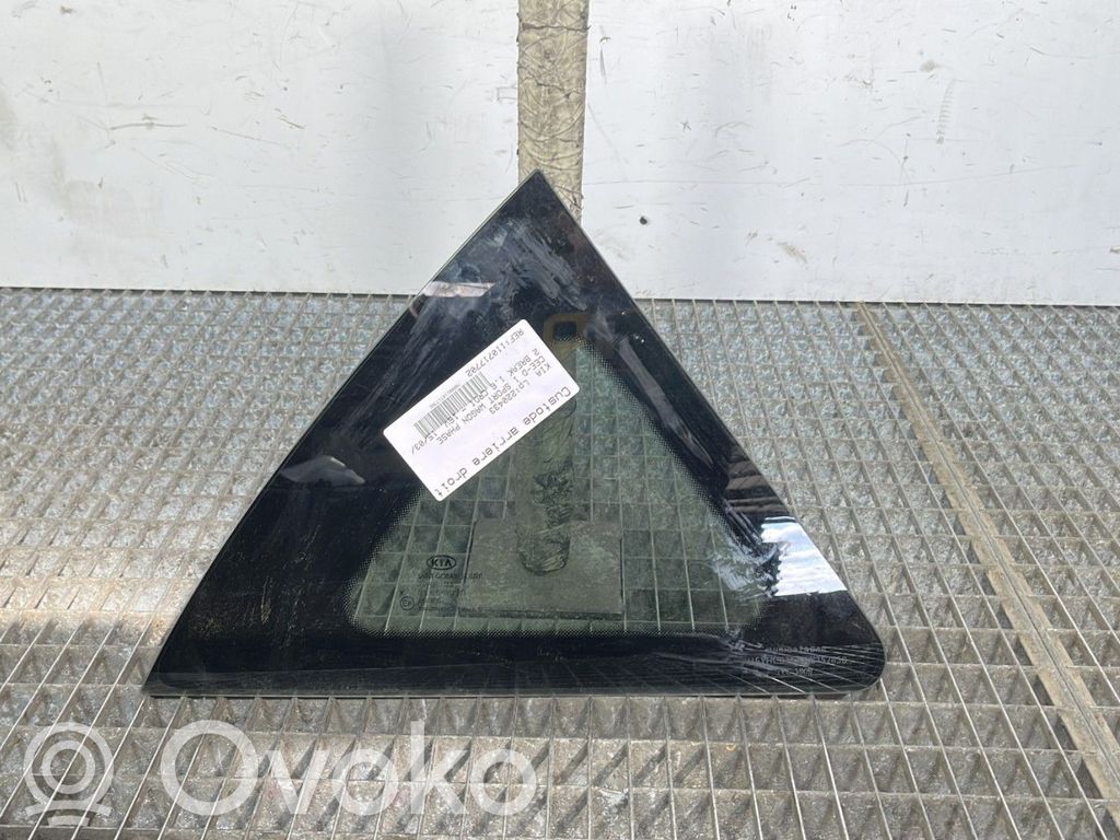 KIA Ceed Rear side window 