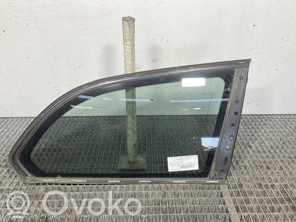 Rear side window   51377163616