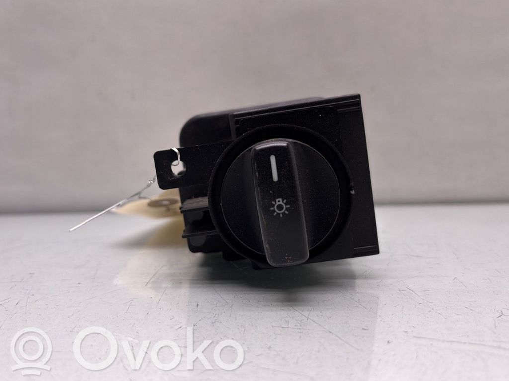 Mercedes-Benz B W245 Interruptor de luz 