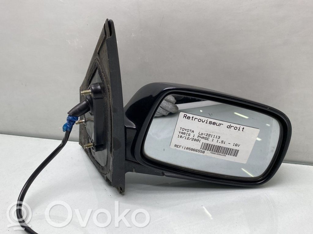 Toyota Yaris Oglindă exterioară manuală 