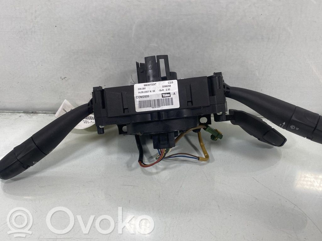 Peugeot 207 Commodo, commande essuie-glace/phare 