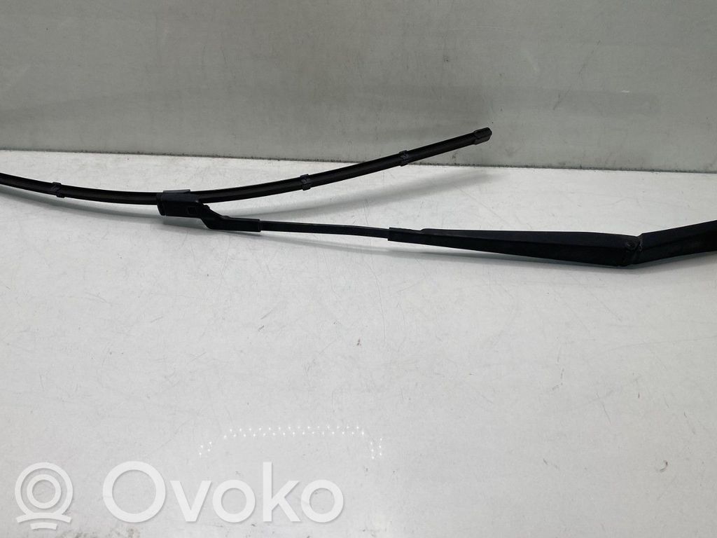 Ford Transit Front wiper blade arm 
