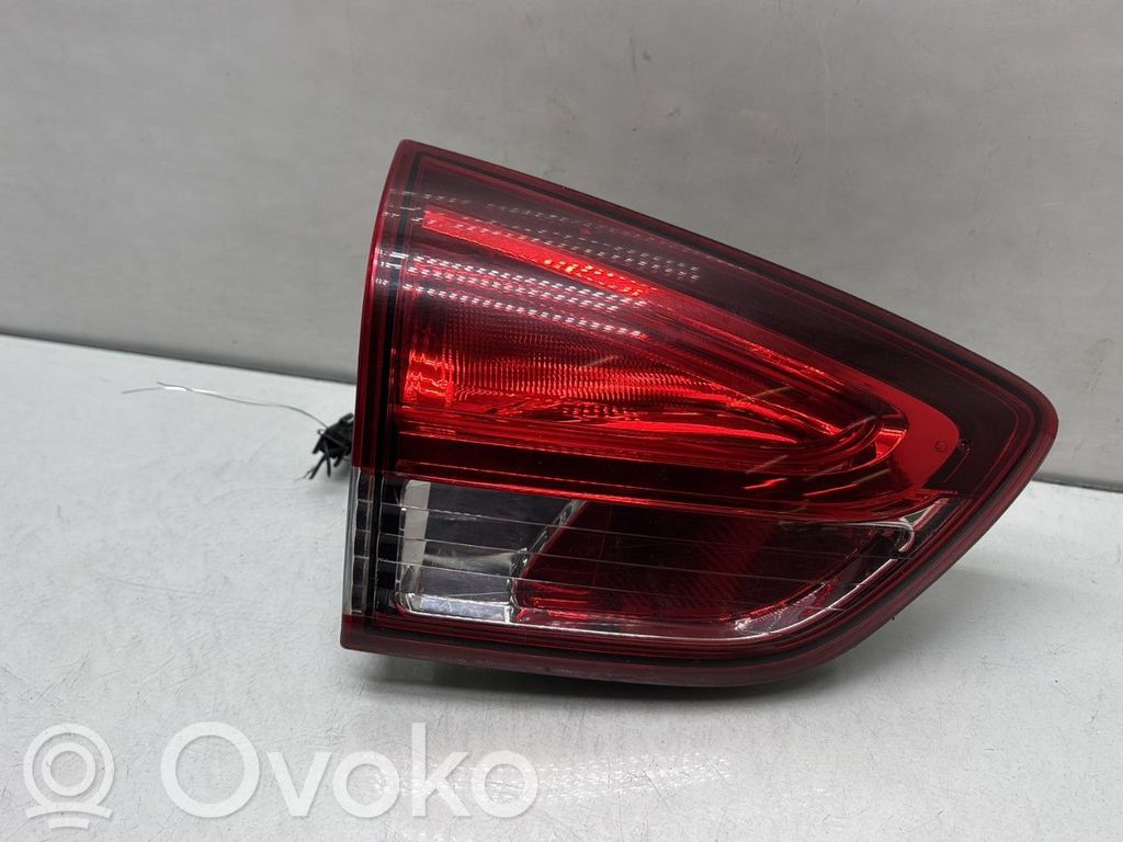 Renault Clio IV Takaluukun takavalot 