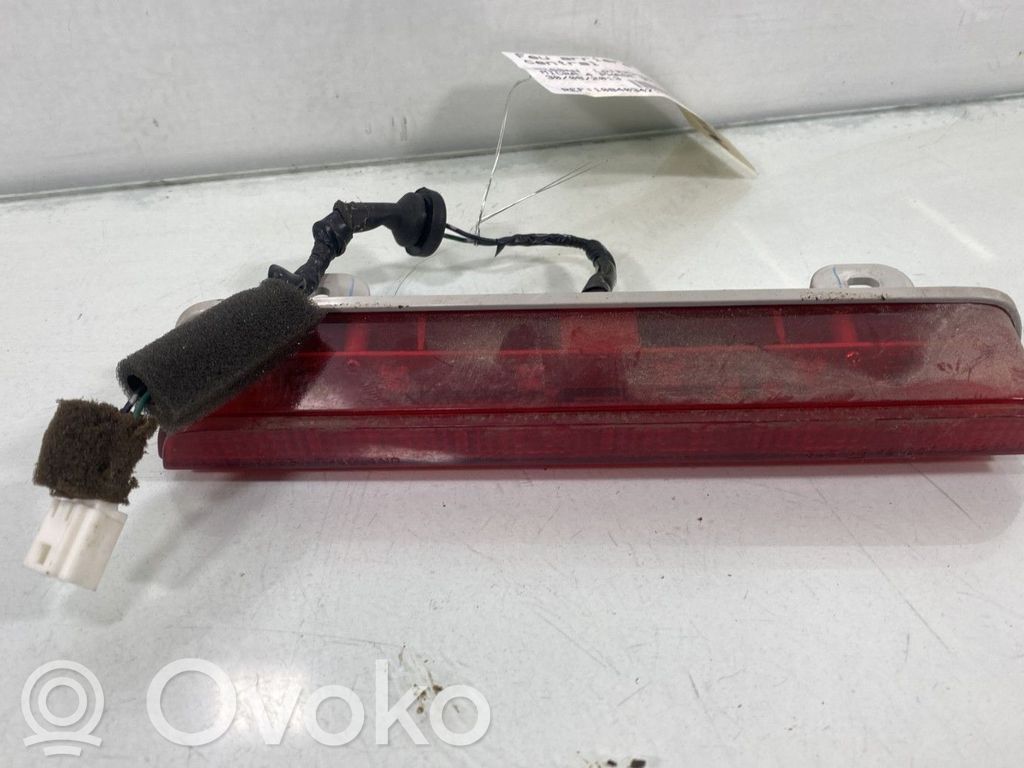 Nissan Micra Third/center stoplight 