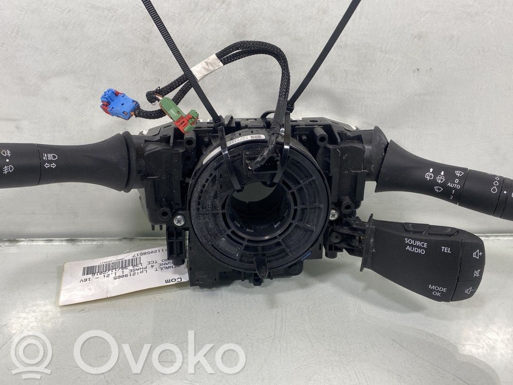 Renault Megane IV Bloc semnalizator și ștergător parbriz