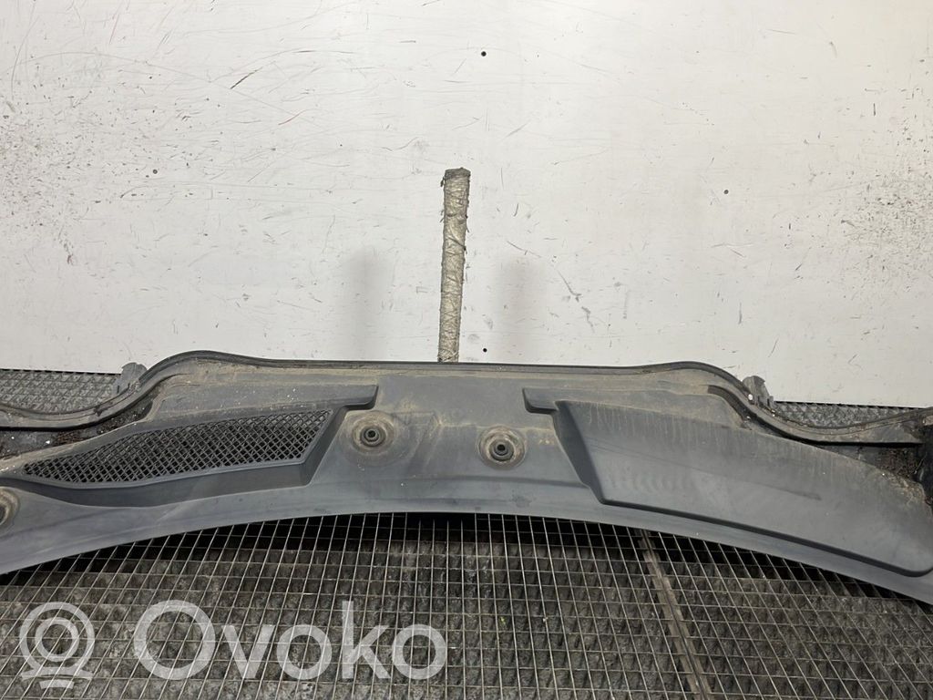 Mercedes-Benz A W176 Pyyhinkoneiston lista 