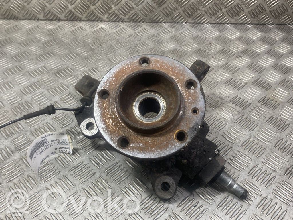 Renault Master III Achsschenkel vorne 