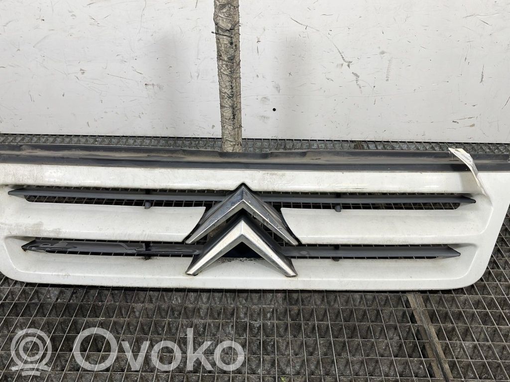 Citroen Jumper Etusäleikkö 