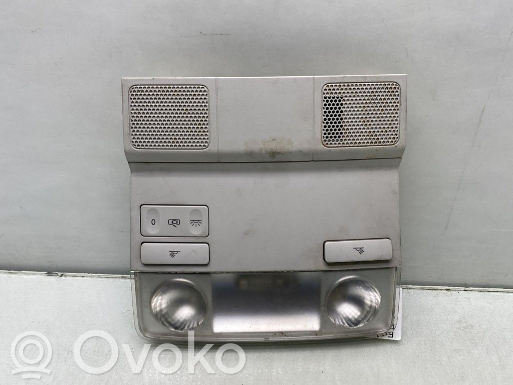 Volkswagen Golf V Éclairage lumière plafonnier avant