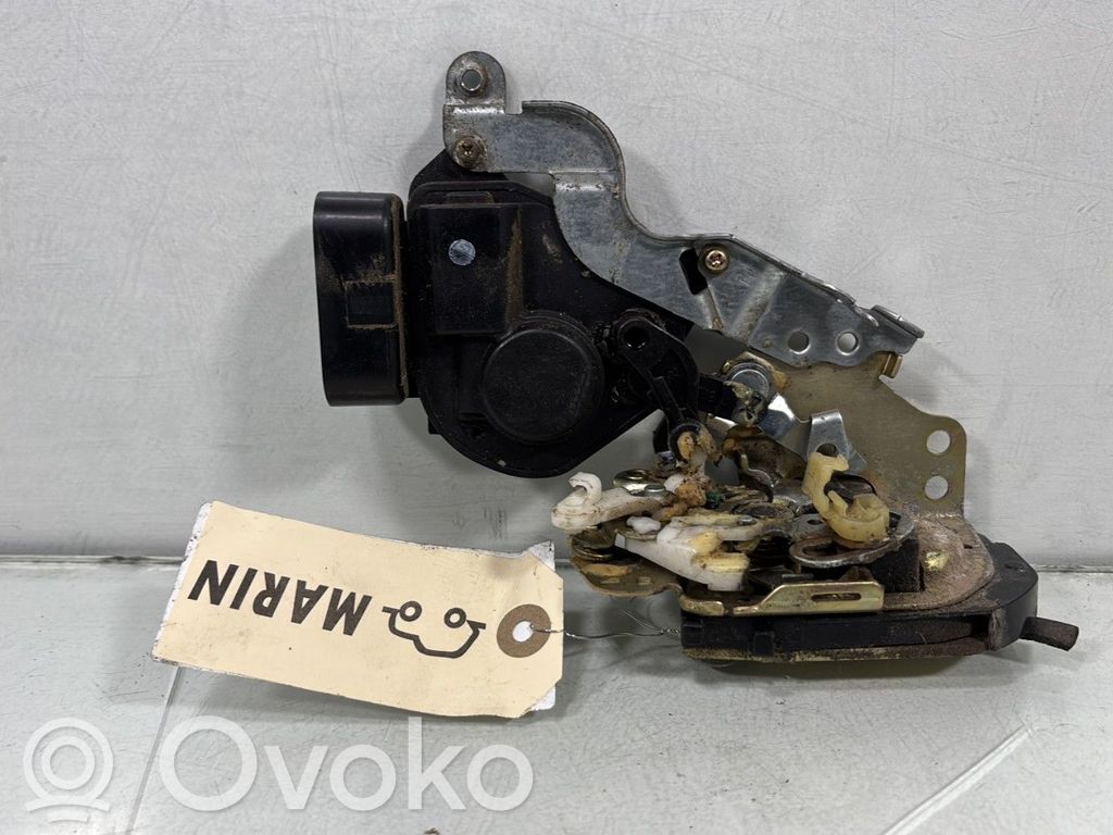 Toyota RAV 4 (XA20) Zamek drzwi przednich 