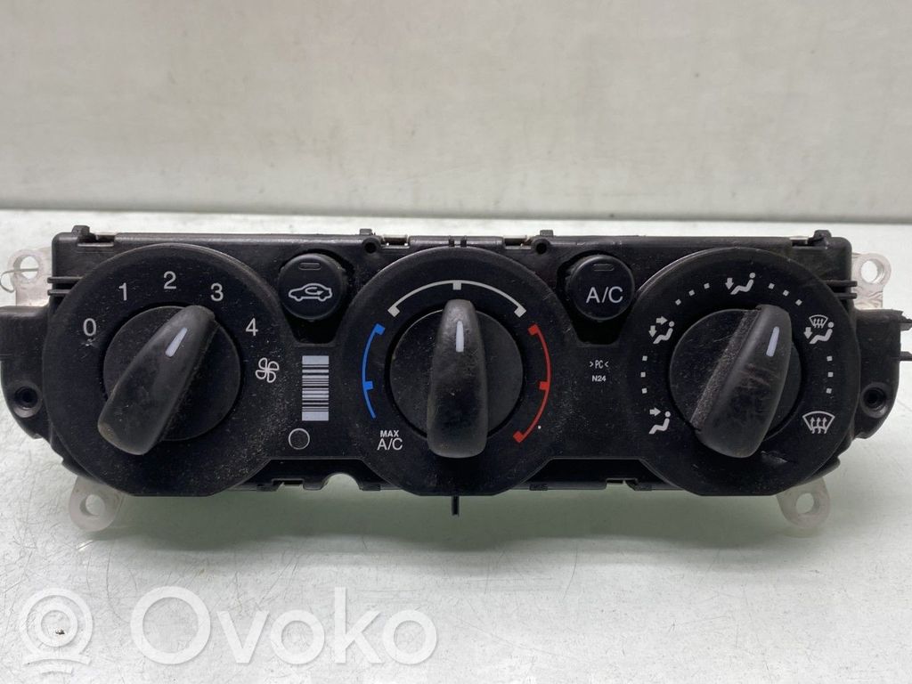 Climate control unit   1841574