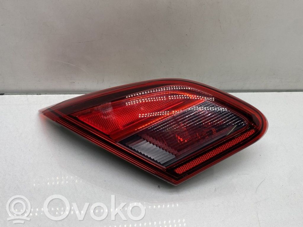 Opel Corsa E Tailgate rear/tail lights 