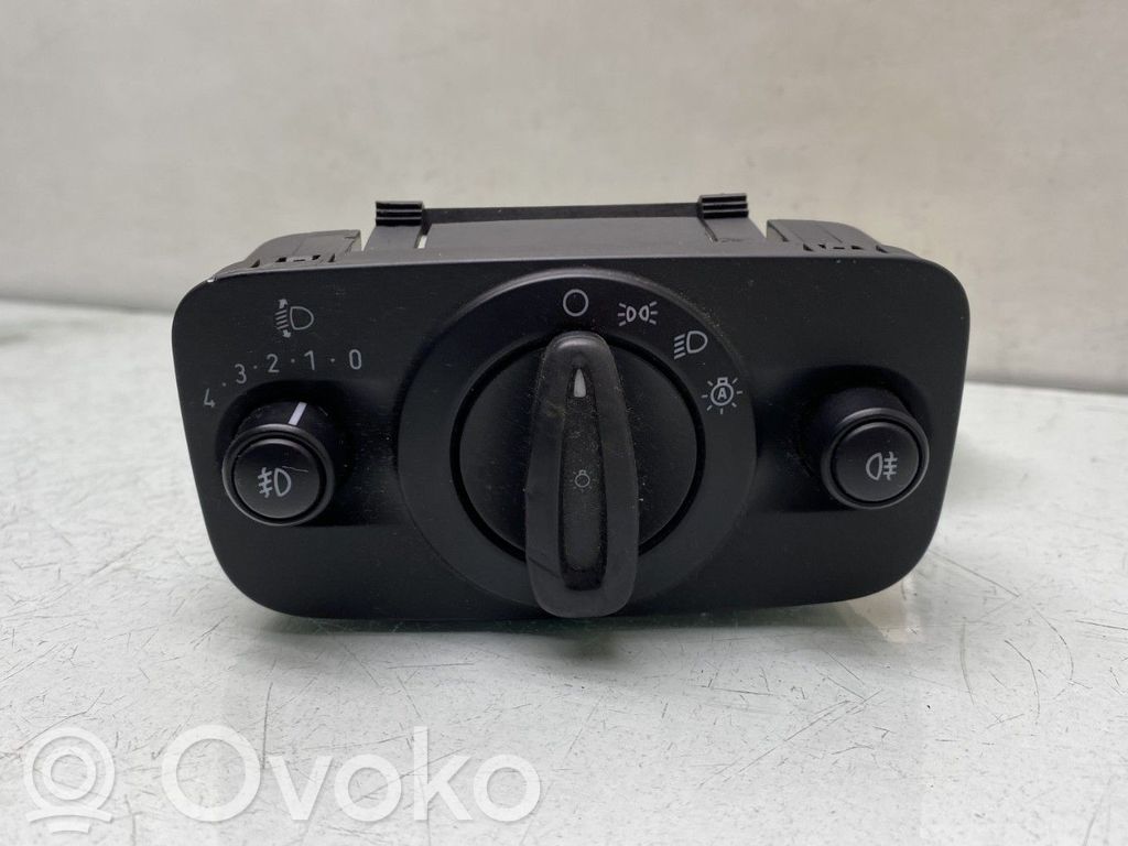 Ford Fiesta Light switch 