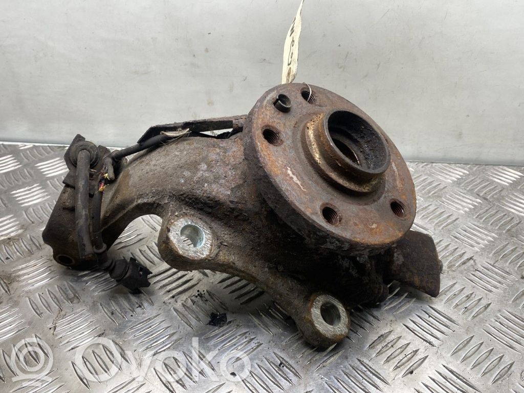 Volkswagen Sharan Zwrotnica koła przedniego 