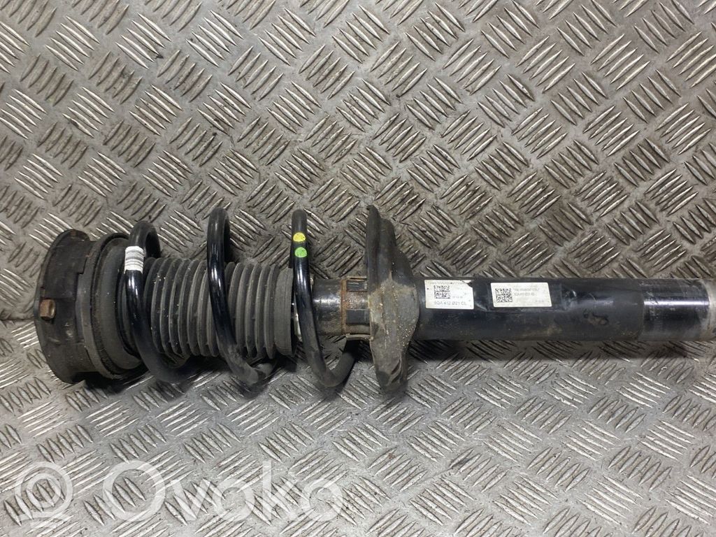 Volkswagen Touran III Amortyzator osi przedniej ze sprężyną 