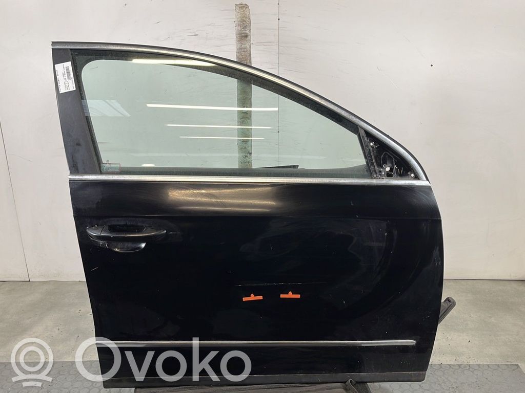 Volkswagen PASSAT B8 Portiera anteriore 